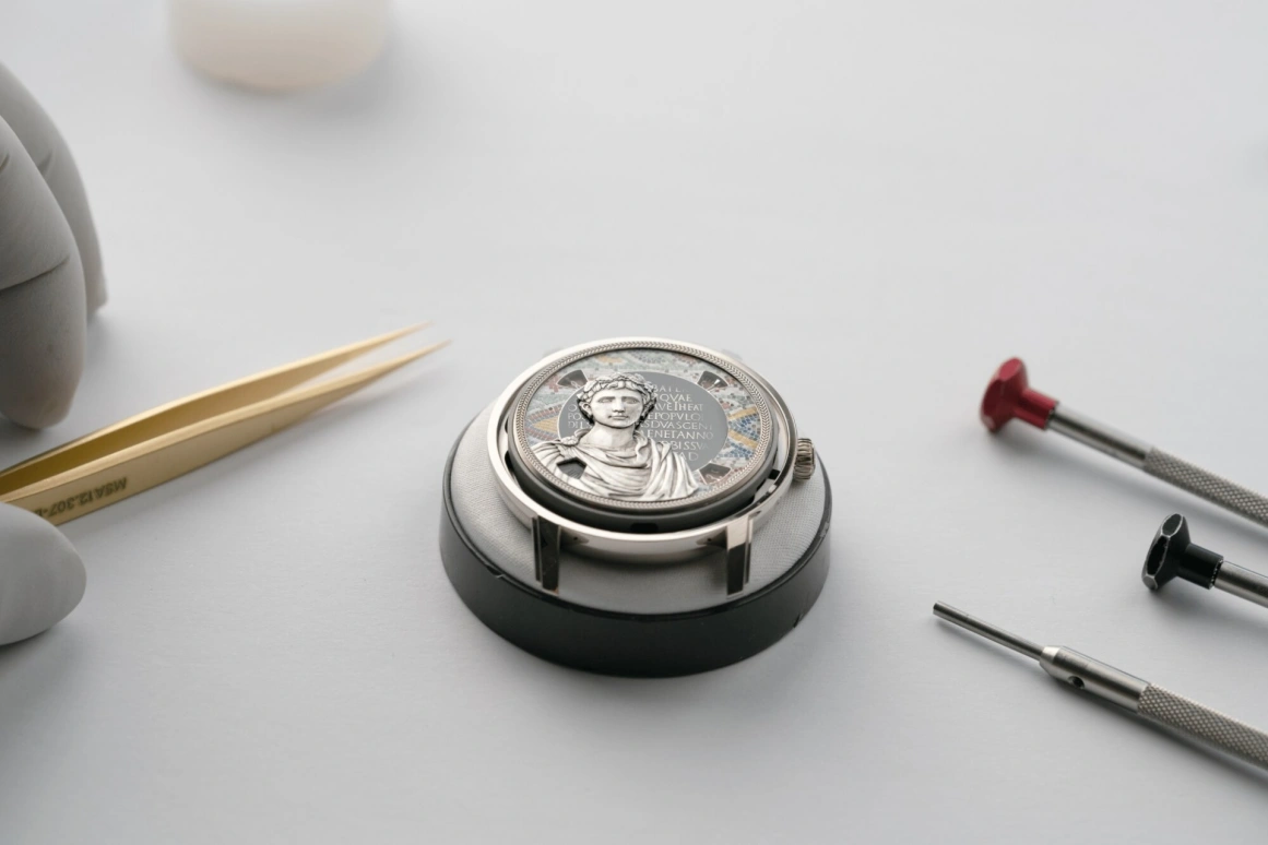 Vacheron Constantin,Métiers d'Art 42mm,42mm,White Gold,Antique Brass,Copper,Automatic,40hours,In-house Caliber,7620A,7620A/000G-B929