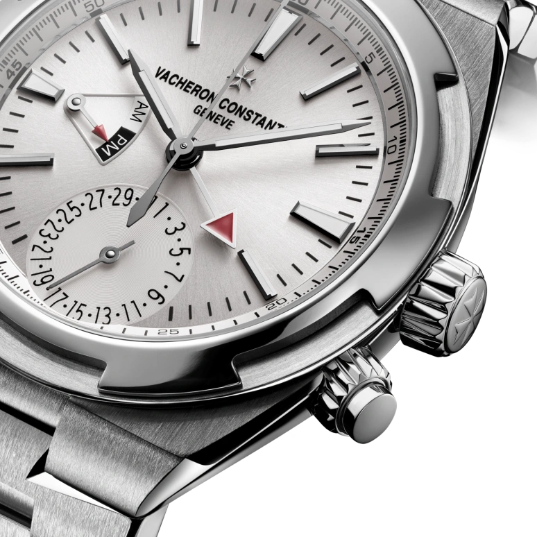 Vacheron Constantin,Overseas 41mm,41mm,Stainless Steel,Silver,Automatic,Day,Dule Time,Day / Night Indication,7900V,7900V/110A-B333