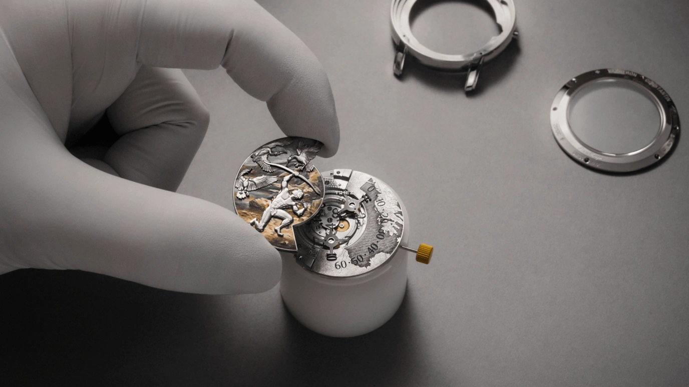 Vacheron Constantin,Artelier Cabinotiers Special Order 40mm,40mm,White Gold,Multi-Color,Silver,Automatic,40hours,In-house Caliber,2010C,2010C/000G-307C