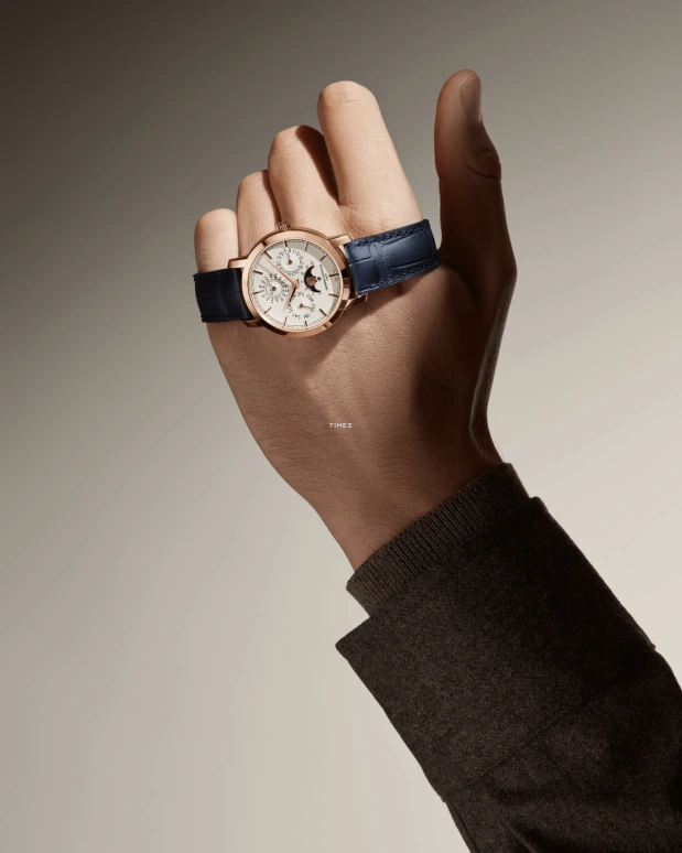 Vacheron Constantin,Traditionnelle 36.50mm,36.50mm,Pink Gold,Silver,Automatic,Moonphase,Perpetual Calendar,Leap Year,Month,40hours,In-house Caliber,4300T,4300T/000R-H107