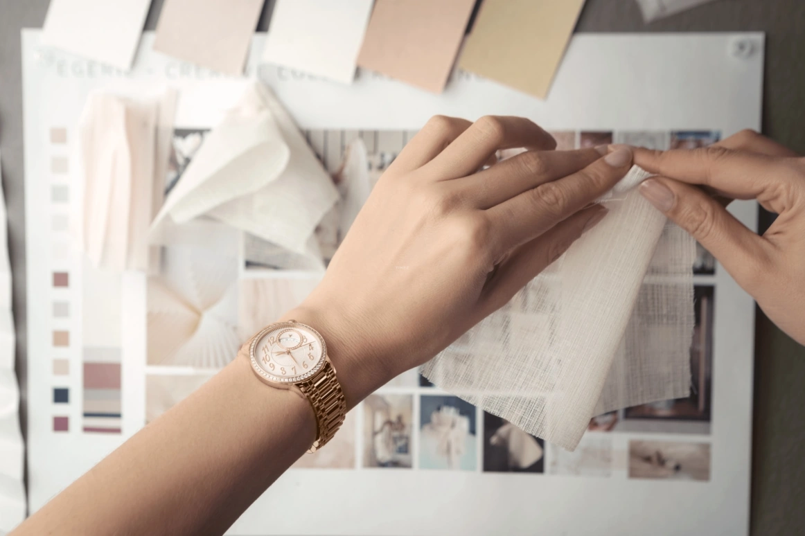 Vacheron Constantin,Égérie 35mm,35mm,Pink Gold,Silver,Automatic,Day,40hours,4605F,4605F/110R-B496