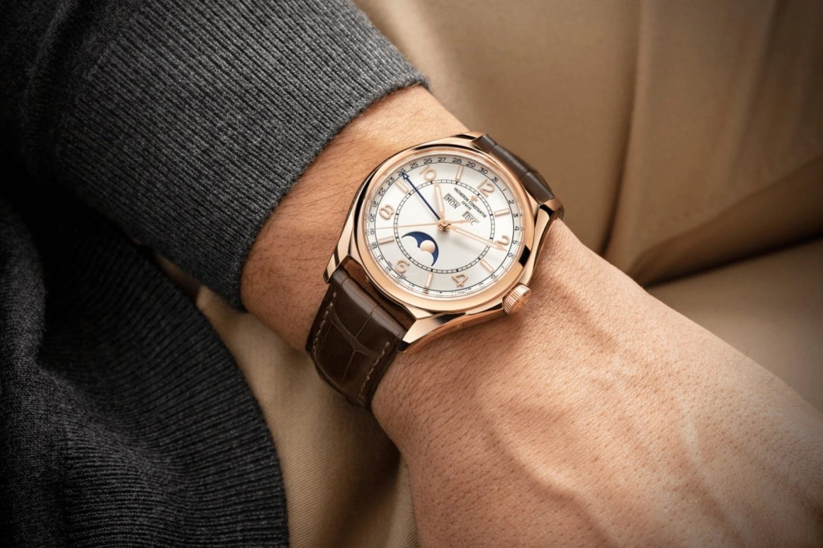 Vacheron Constantin,FiftySix 40mm,40mm,Pink Gold,Silver,Automatic,Moonphase,Month,Date,Day,40hours,In-house Caliber,4000E,4000E/000R-B438