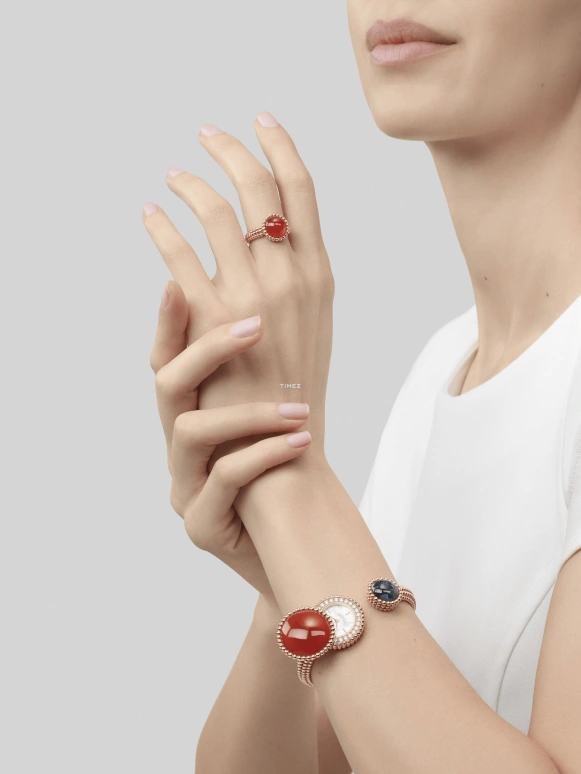 Van Cleef & Arpels,Perlée™ 25mm,25mm,Rose Gold,White,Quartz,Sapphire,Round,VCARPBKL00