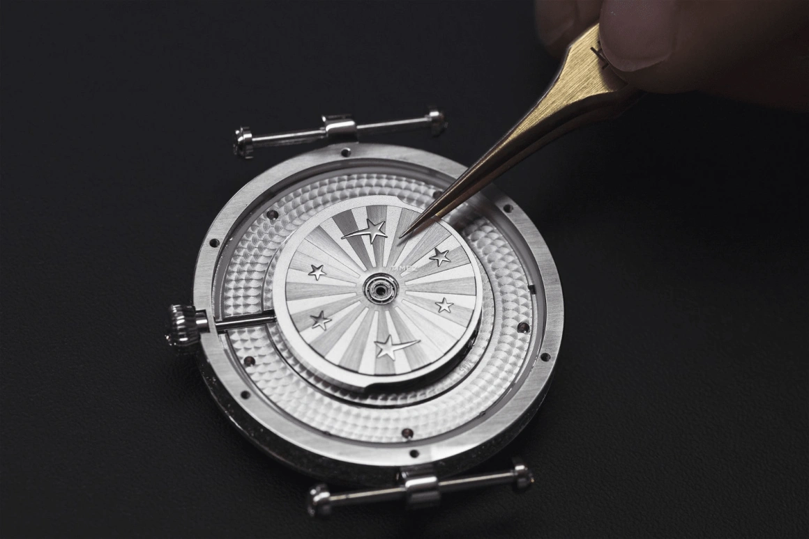 Van Cleef & Arpels,Lady Arpels 38mm,38mm,White Gold,Blue,White,Automatic,Moonphase,Glass,VCARPBKH00