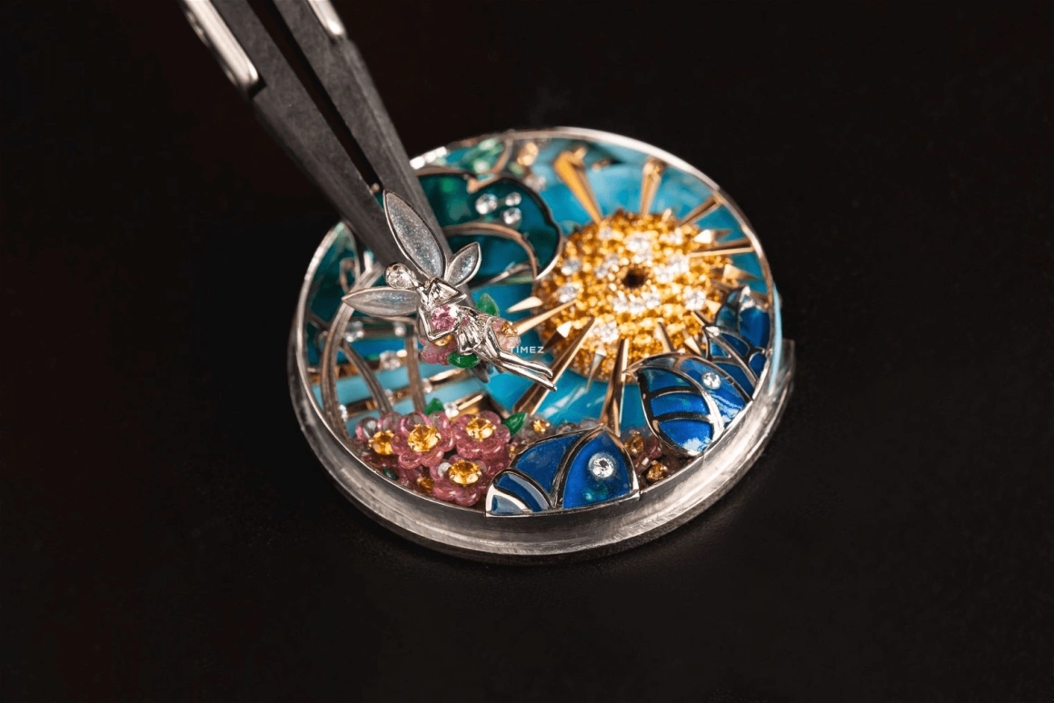 Van Cleef & Arpels,Lady Arpels 41mm,41mm,White Gold,Multi-Color,Green,Handwound,Sapphire,Round,VCARPBMA00