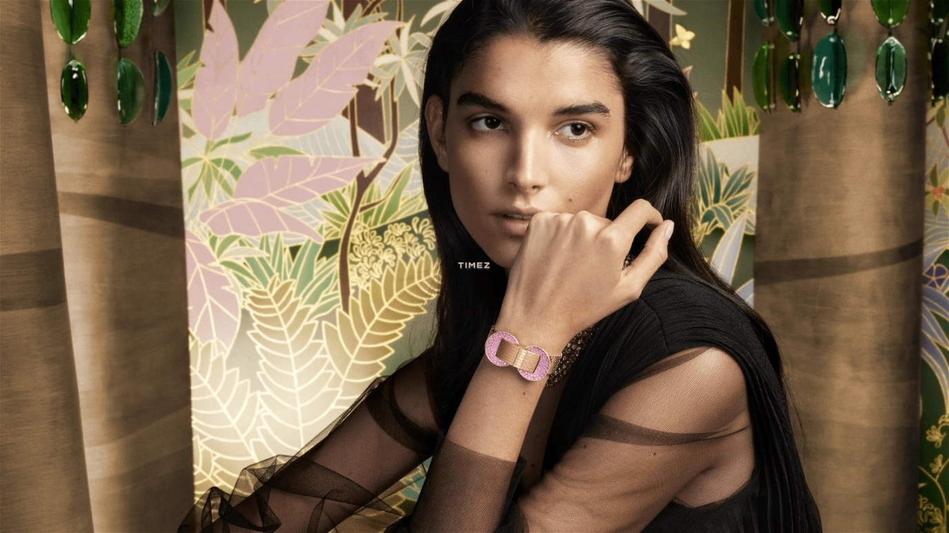 Van Cleef & Arpels,Ludo Secret 49x25mm,49x25mm,Rose Gold,White,Quartz,Sapphire,Rectangular,VCARPBM100