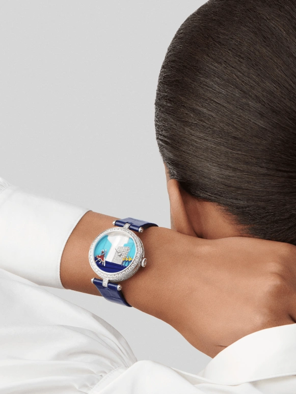 Van Cleef & Arpels,Extraordinary Dials™ 33mm,33mm,White Gold,Turquoise,White,Blue,Multi-Color,Handwound,Sapphire,Crystal Glass,Round,VCARO8Z300