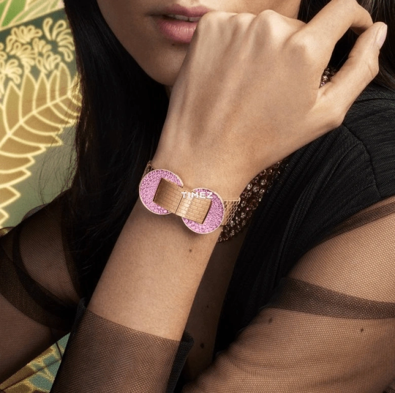Van Cleef & Arpels,Ludo Secret 49x25mm,49x25mm,Rose Gold,White,Quartz,Sapphire,Rectangular,VCARPBM100