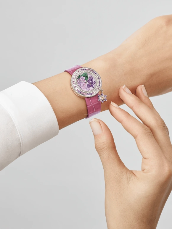Van Cleef & Arpels,Extraordinary Dials™ 32mm,32mm,Sapphire,White Gold,Light,Pink,Green,Multi-Color,Quartz,Sapphire,Crystal Glass,Round,VCARO4JV00