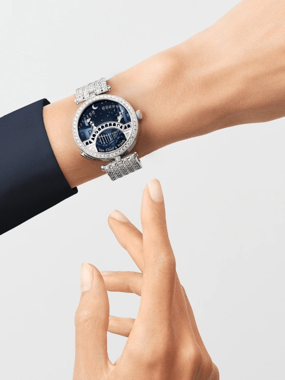Van Cleef & Arpels,Poetic Complications® 38mm,38mm,White Gold,Automatic,36hours,Sapphire,Crystal Glass,VCARO90900