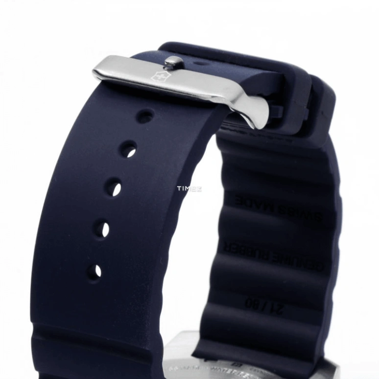 Victorinox,I.N.O.X. 43mm,43mm,Stainless Steel,Blue,Quartz,Day,Sapphire,241688,241688.1